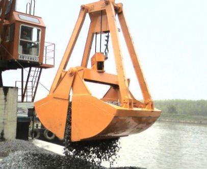 告訴你使用抓斗遇大量漏漿立即停止作業